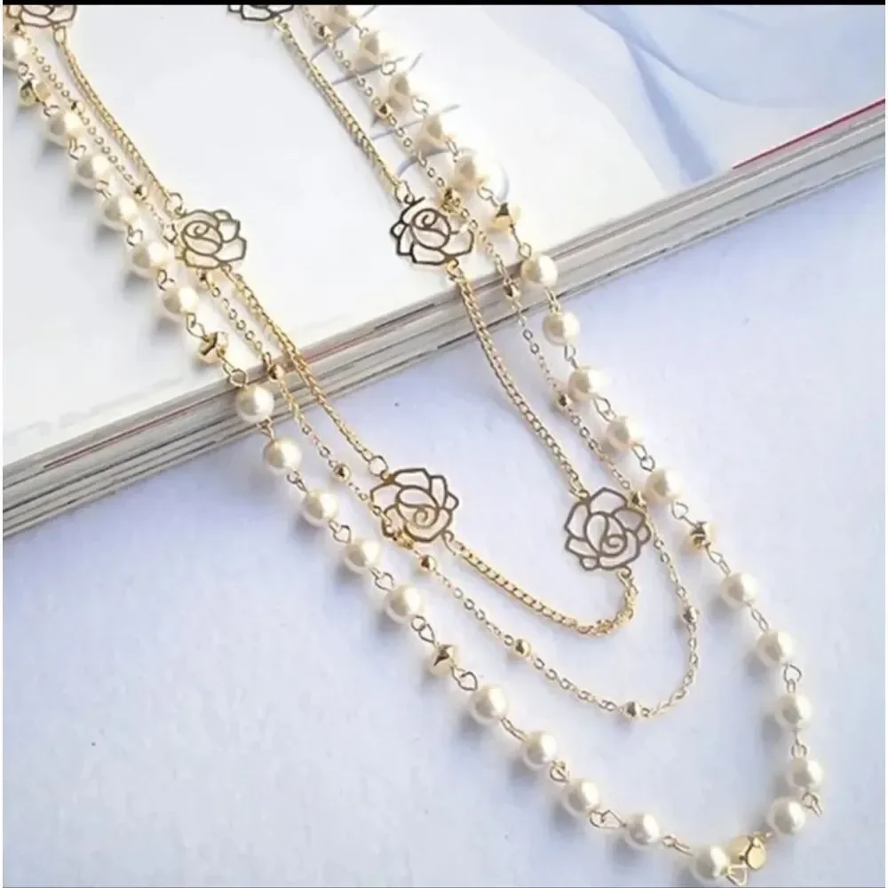Long Imitation Pearl & Camillia Flower Necklaces